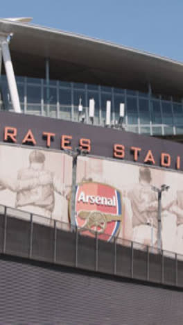 Video-Vertical-El-Estadio-De-Los-Emiratos-Local-Club-De-Fútbol-Del-Arsenal-De-Londres